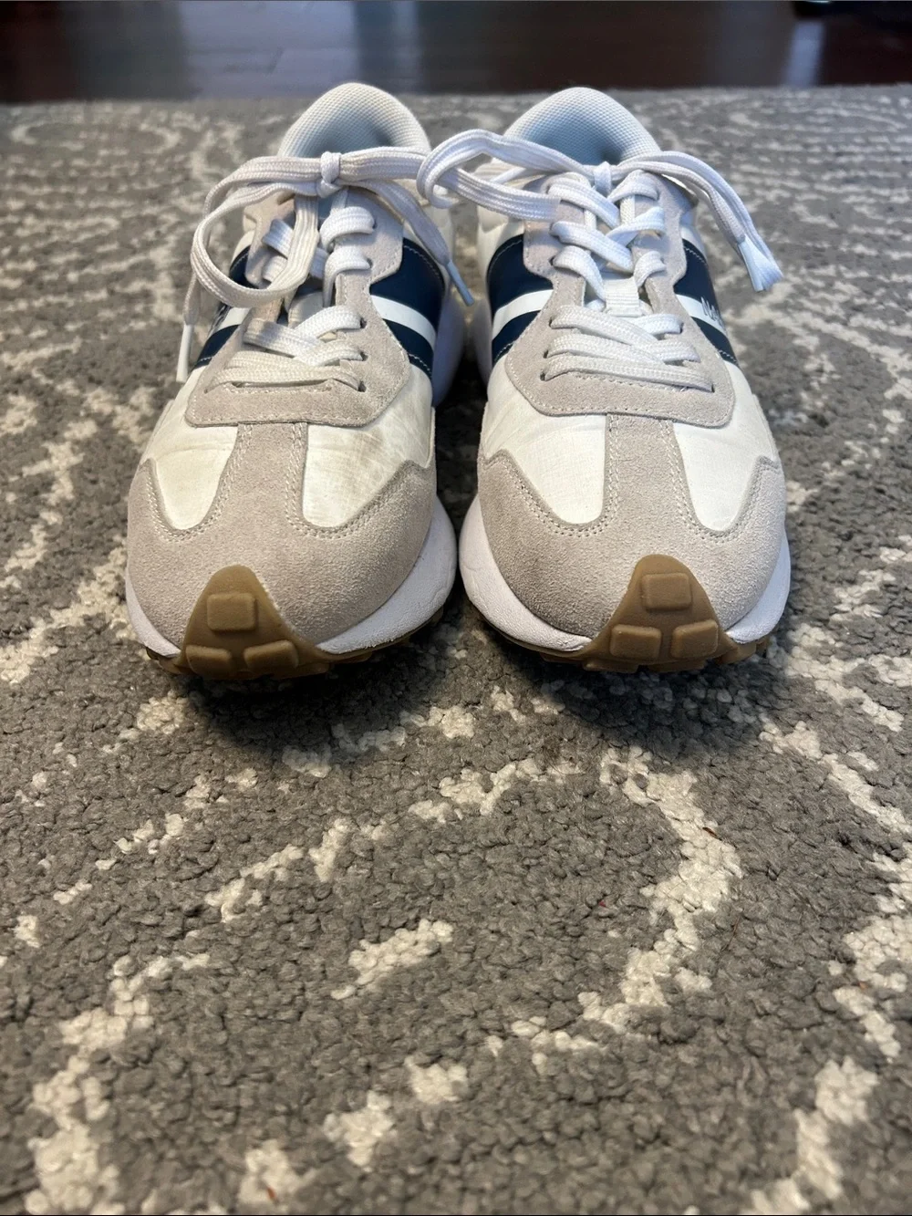 Nautica Beige and Navy Low-Top Retro Sneakers Tennies Tennis Shoes